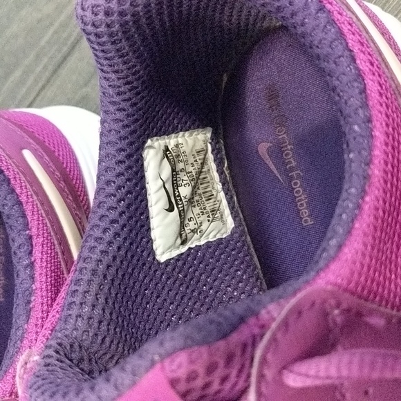 Nike Training Shoes - Picture 6 of 6